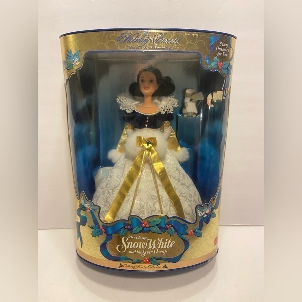 𝅺mattel Disney's Snow White Holiday Princess Barbie 1998